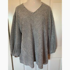 Lane Bryant 3/4 sleeve knit top